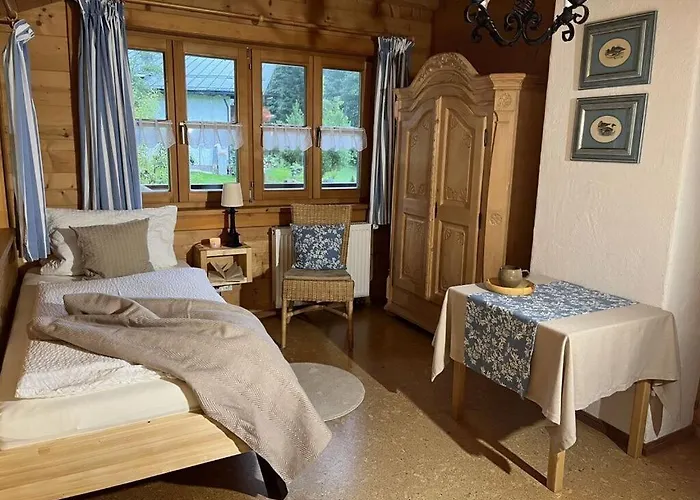 Malerhaeusl Modern Retreat *